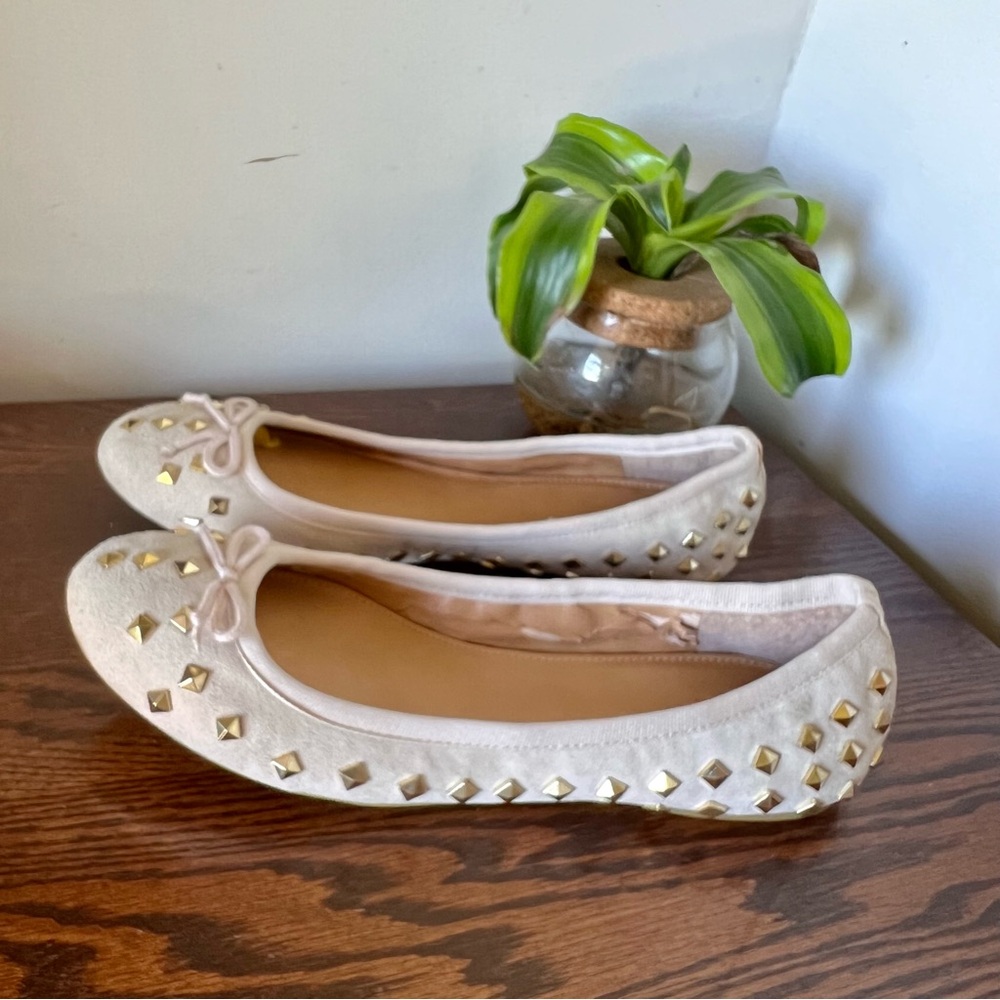J. CREW CREAM BALLET FLATS with GOLD ACCENTS - Picture 5 of 12